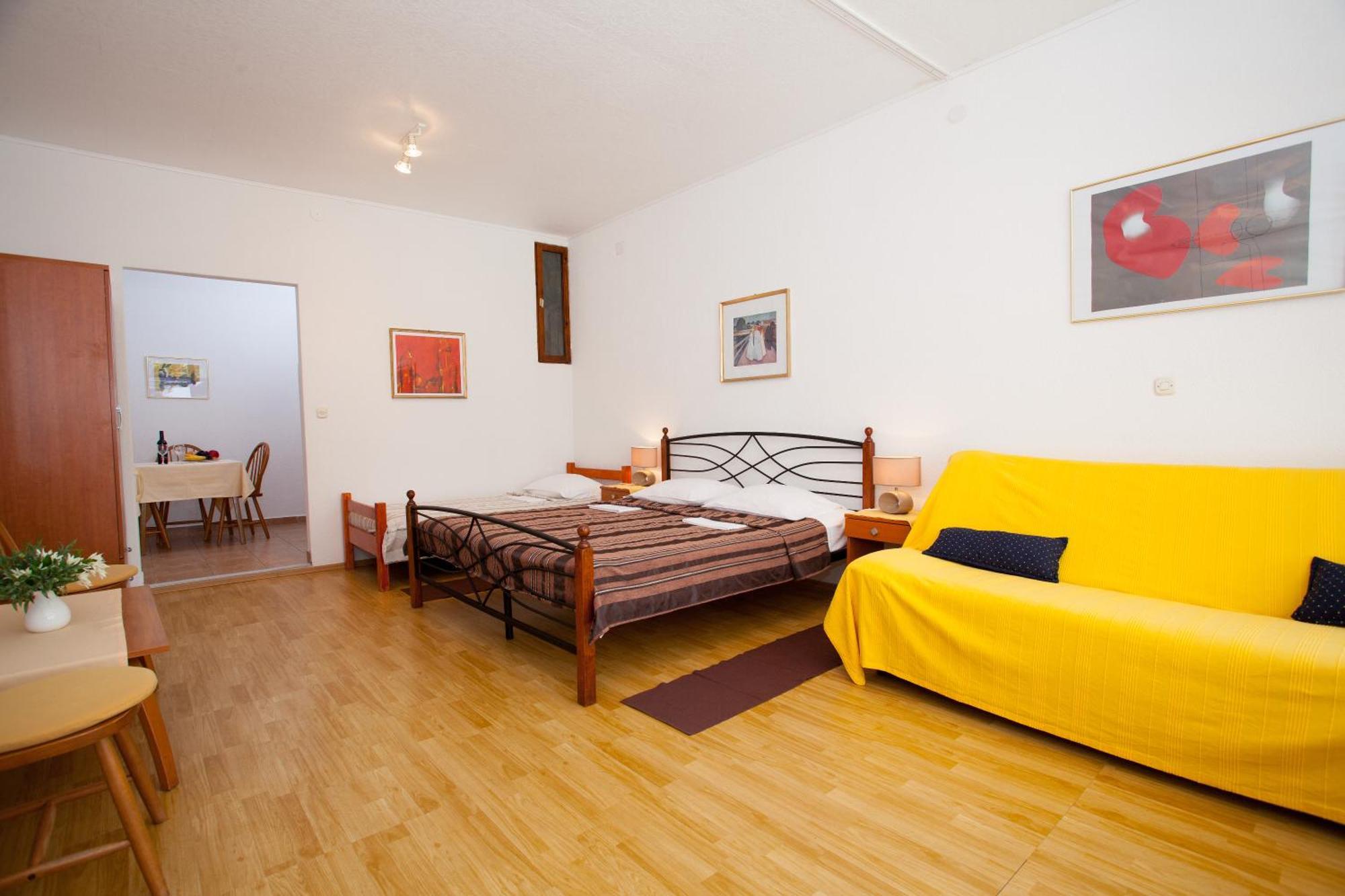 Apartments Kovacic Makarska Oda fotoğraf
