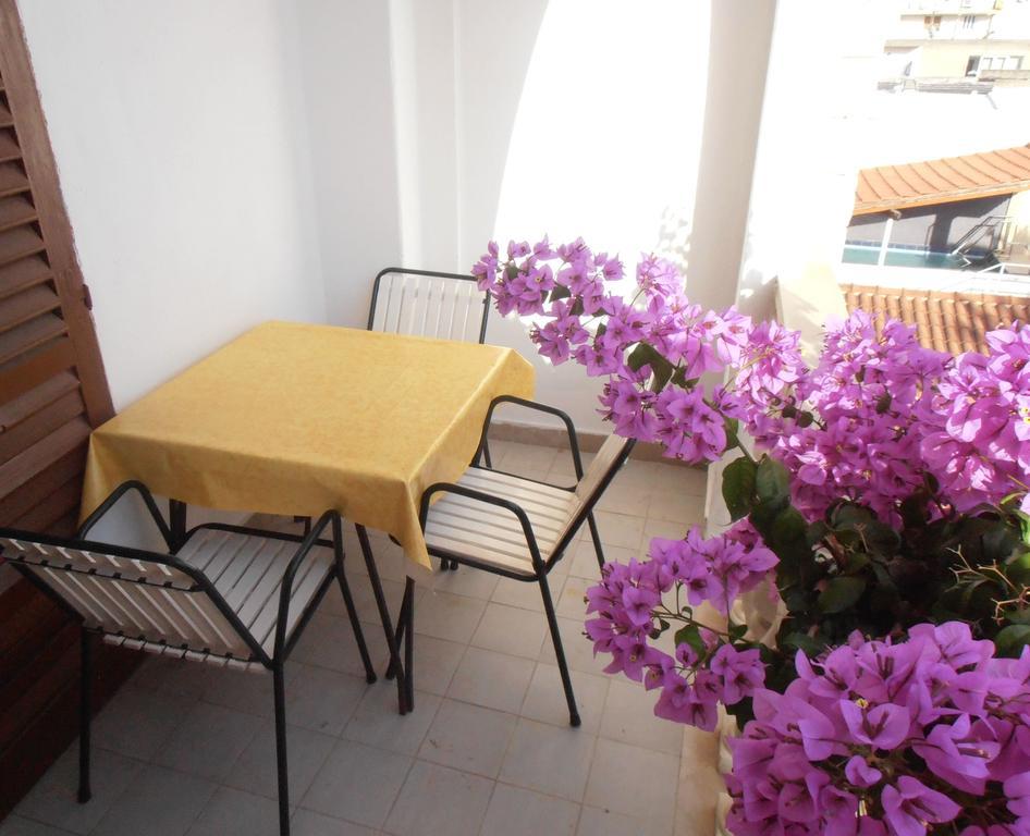 Apartments Kovacic Makarska Oda fotoğraf